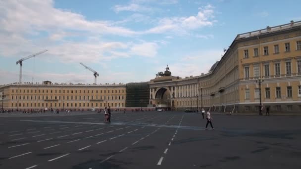 La piazza del palazzo a San Pietroburgo — Video Stock