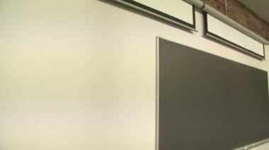 seyirciler ekranları