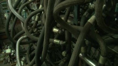 Hortum, gövde çizgiler ve tüpleri intertwining