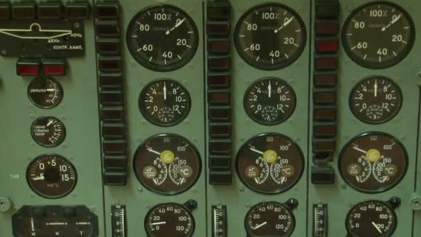 Het oude control panel — Stockvideo