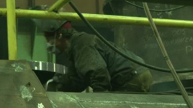 denizaltılar ve gemi üretim tesisi.