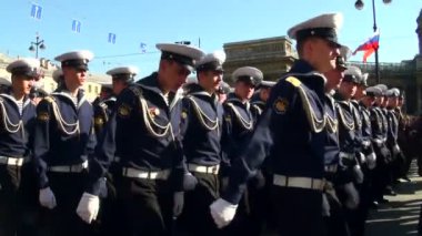 festival geçit töreni