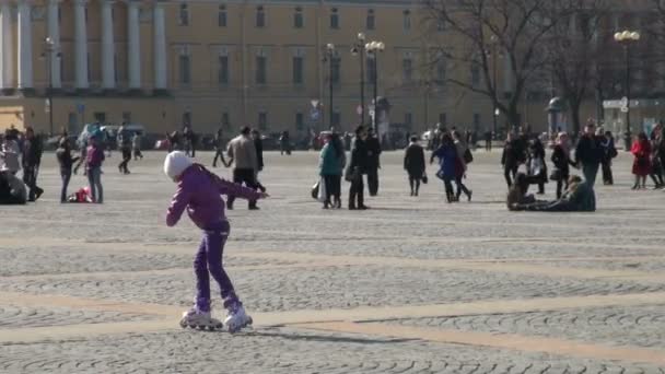 Skating on roller skates — Stock Video