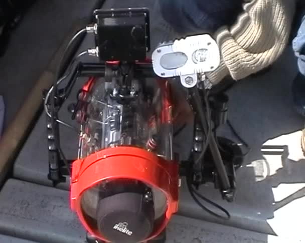 Shipboard equipment for underwater photography — Stock Video