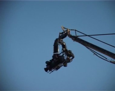 kamera üzerinde bir vinç