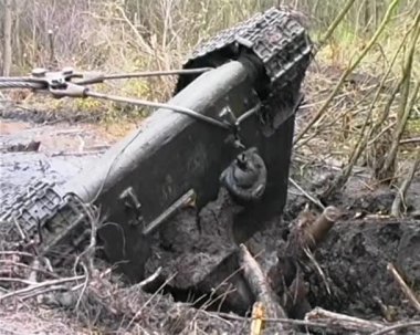 bataklıktan alınan t-34 tank