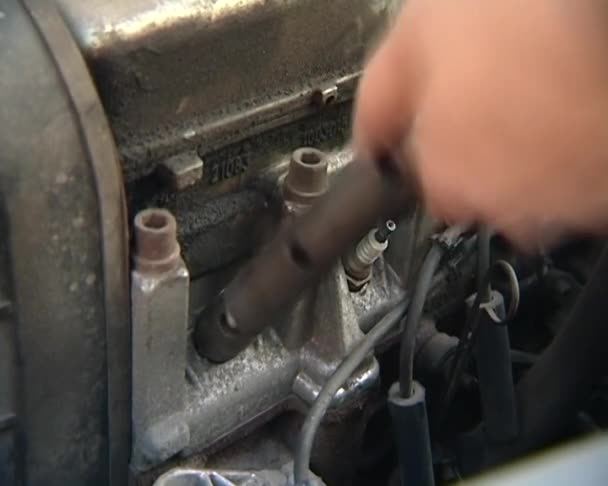 Étincelle dans une bougie 