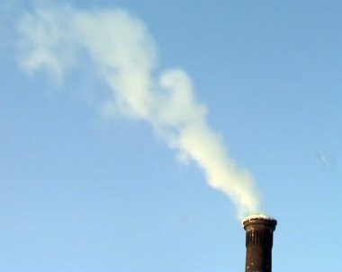 Bacadan duman çıkıyor.