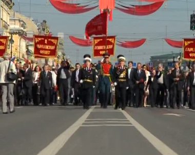 Zafer Bayramı geçit