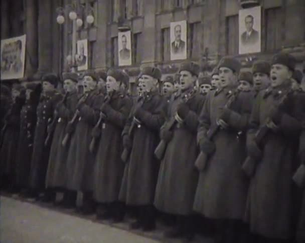 ニュース映画、ソ連の記録。デモやパレード — ストック動画
