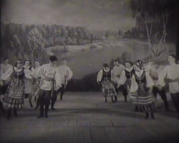 Newsreel Soviet Union, dances at the festival — Stock Video
