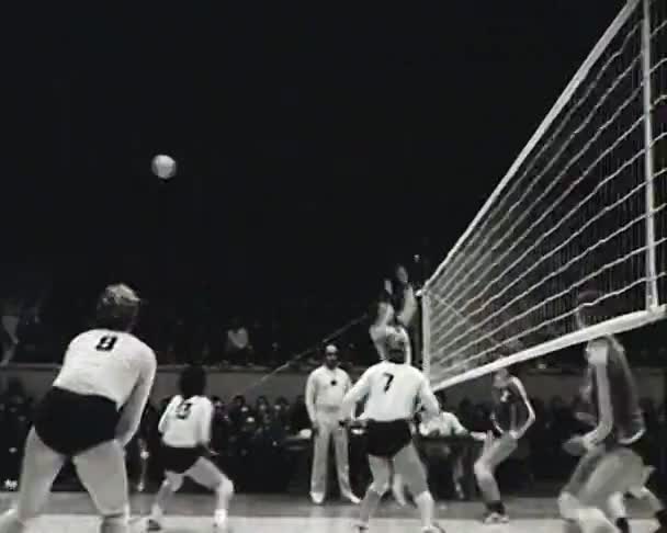 Entrenamiento físico y deportes en la URSS. Noticiero — Vídeos de Stock
