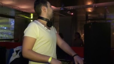 dj güverteleri
