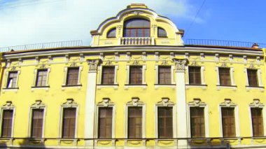 st. Petersburg'da eski bir binanın dış cephe