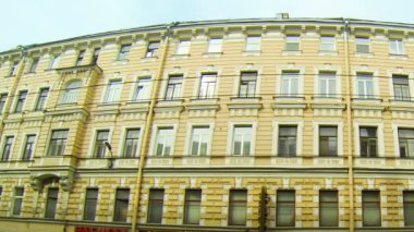 st. Petersburg'da eski bir binanın dış cephe