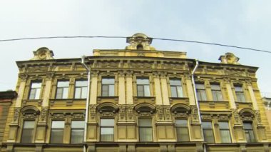 st. Petersburg'da eski bir binanın dış cephe