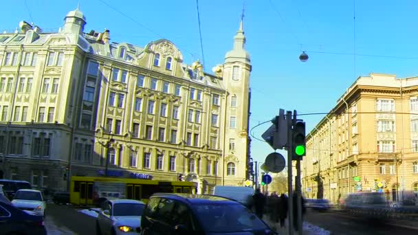 Фасад старого будинку в Санкт-Петербурзі — стокове відео