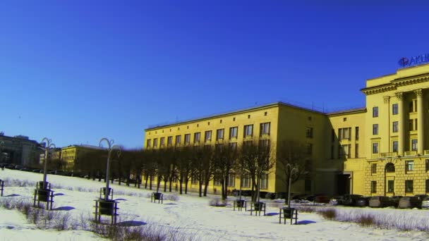 Фасад старого здания в Санкт-Петербурге — стоковое видео