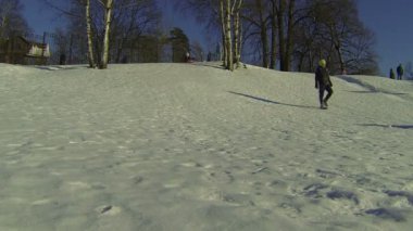 buz gibi tepeden aşağı çocuk slayt