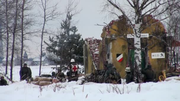 Duitse soldaten in de oorlog in leningrad — Stockvideo