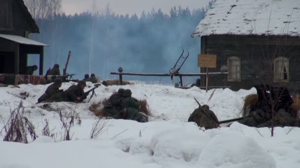 레닌그라드에서 전쟁에 있는 독일 군인 — 비디오