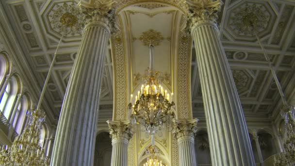 The halls of state Hermitage Museum in St. Petersburg — Stock Video