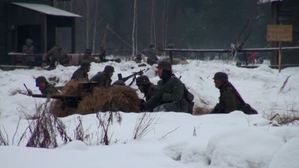 德国士兵在战争中在列宁格勒 — 图库视频影像