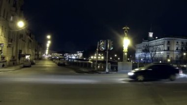 gece trafik, st. petersburg, Rusya Federasyonu.