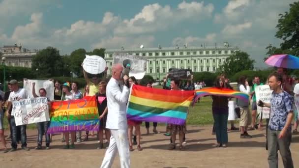 El desfile gay y manifestación de minorías sexuales — Vídeo de stock