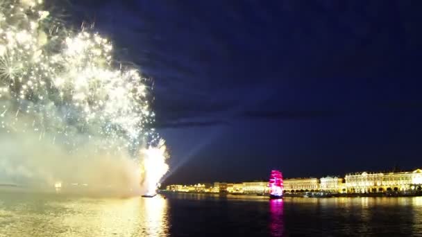 Le voilier aux voiles cramoisies — Video