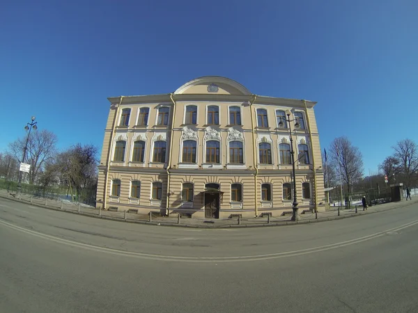 サンクトペテルブルクにある古い建物のファサード — ストック写真