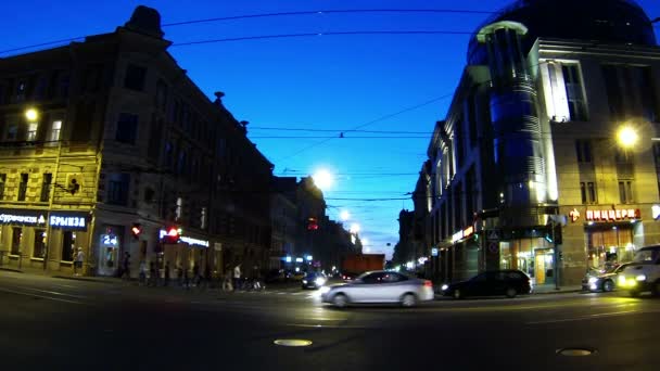 Carrefour à Saint-Pétersbourg — Video