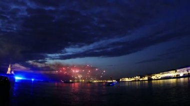 Fireworks gece neva üzerinde