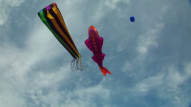 Gökyüzünde uçurtmalar