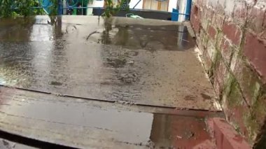 Tırabzanlı merdiven