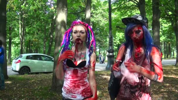 Парад зомби — стоковое видео