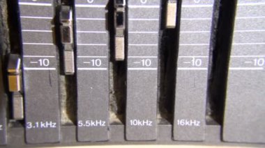 Ekolayzer. kalemler, ayarlama