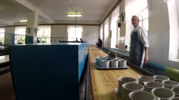 Almuerzo en la cantina de la prisión — Vídeos de Stock