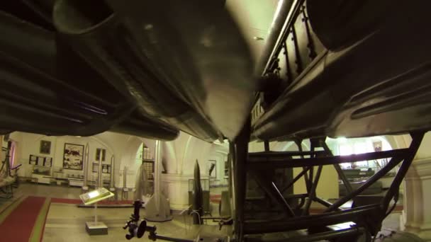 O lançador de mísseis Katyusha 2.7K — Vídeo de Stock