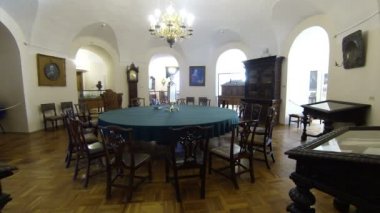 yuvarlak masa toplantıları için. kunstkamera. Saint-petersburg