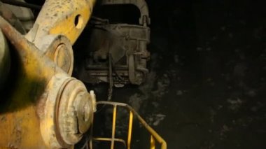 kömür ile büyük bir çok ton kamyon