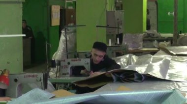 hüküm giymiş suçluların zorunlu çalışıyor. el işçiliği. bir hapishane