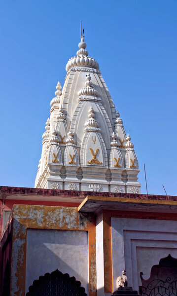 Старый храм
