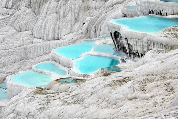 Travertinové bazény — Stock fotografie