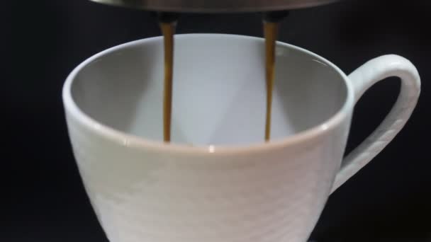 Een fris en fijne kopje koffie — Stockvideo