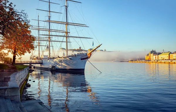 Стокгольм Швеция Chapman Полноразмерный Стальной Корабль — стоковое фото