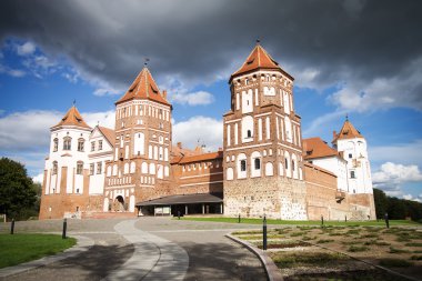 mir kasabasında kale. Belarus.