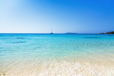 La digue Adası, seyshelles, anse kaynak d'argent. yelkenli yat