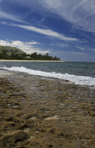 Playa rocosa — Foto de Stock