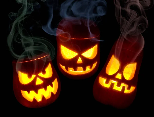 Izzó Halloween Pumpkins Fekete Háttér — Stock Fotó